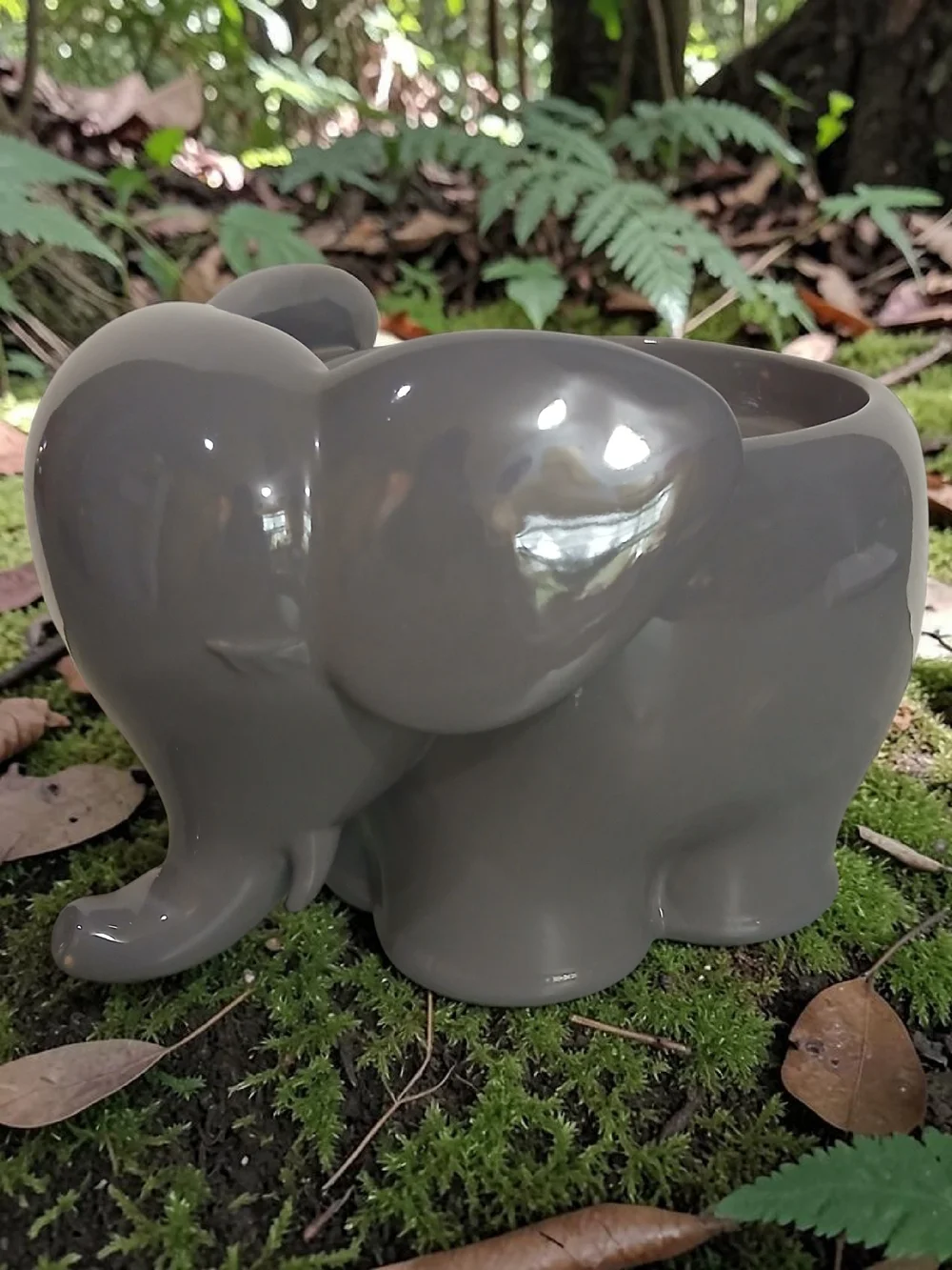 Glossy Gray Ceramic Elephant Candle Holder - Picture 1 of 1